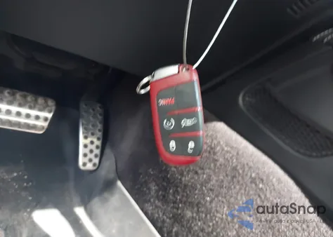 2018 Dodge Challenger Srt Hellcat z USA, uszkodzony, nr VIN 2C3CDZC94JH110633